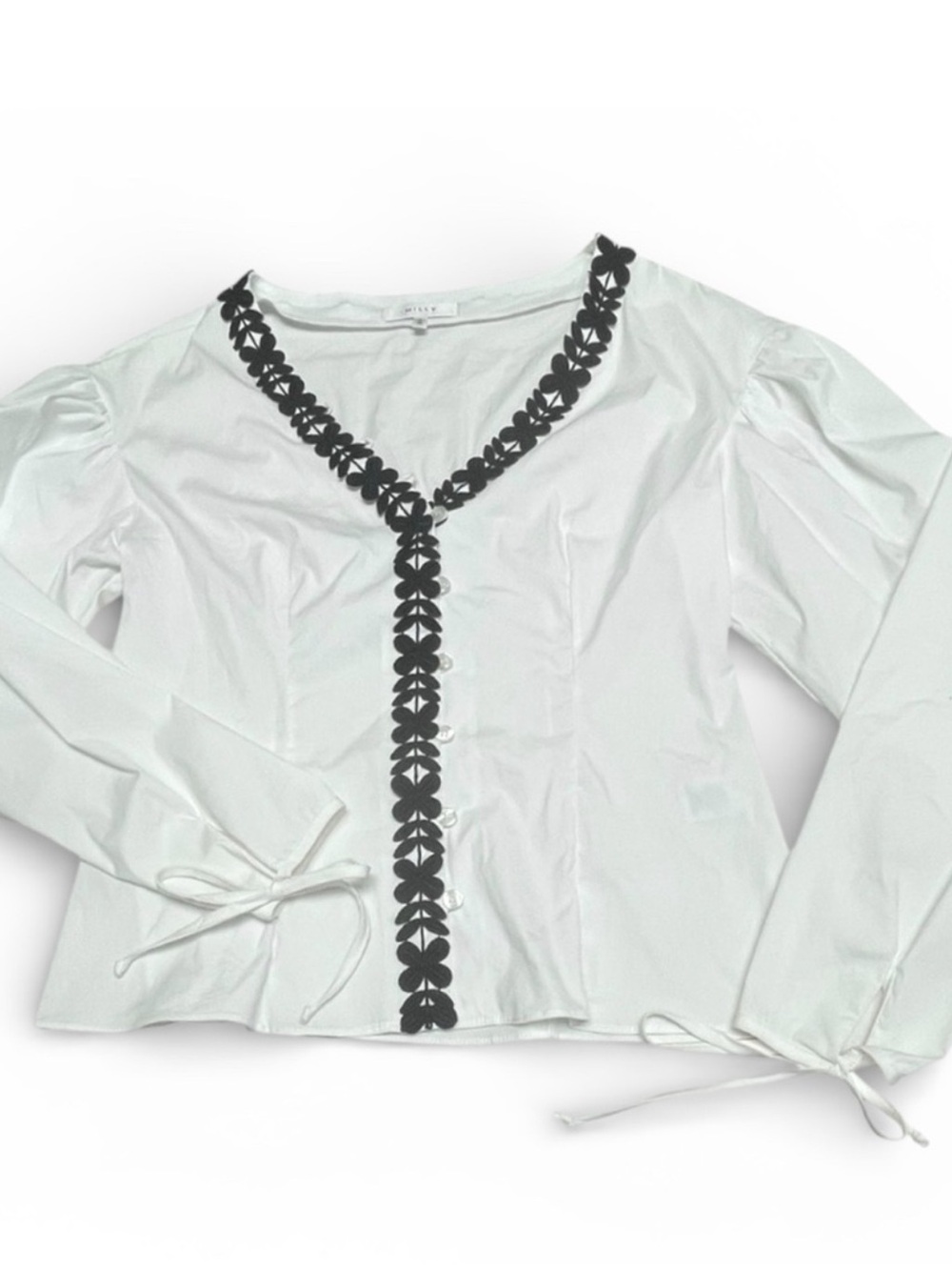 Milly Size 6 White Black Appliqué Trim V-Neck Button Blouse - Picture 4 of 7